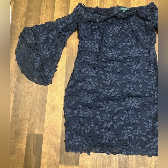 Lauren Ralph Lauren Navy Off-Shoulder Bell Sleeve Dress - Picture 3 of 12